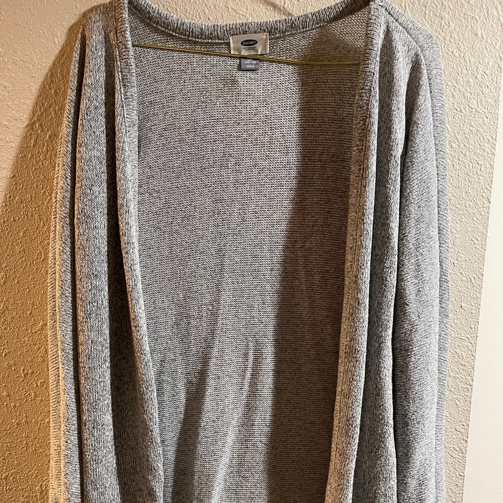Grey Old Navy slouchy cardigan girls size L (10-12)